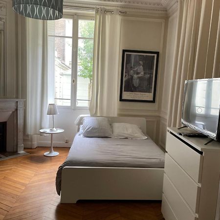 Studio A Paris Pres Du Pont Mirabeau Et Tour Eiffel מראה חיצוני תמונה